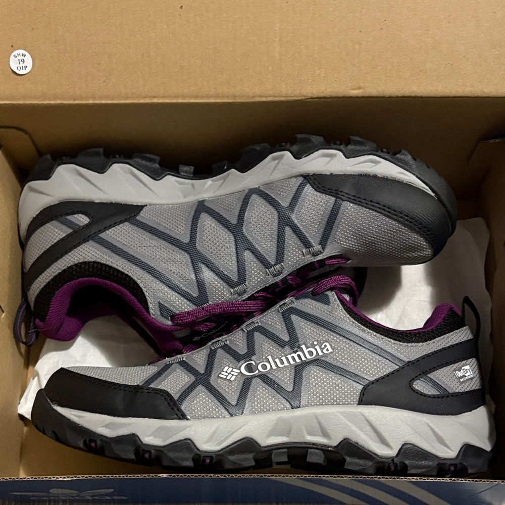 NWT Columbia PeakFreak II OutDry Shoes